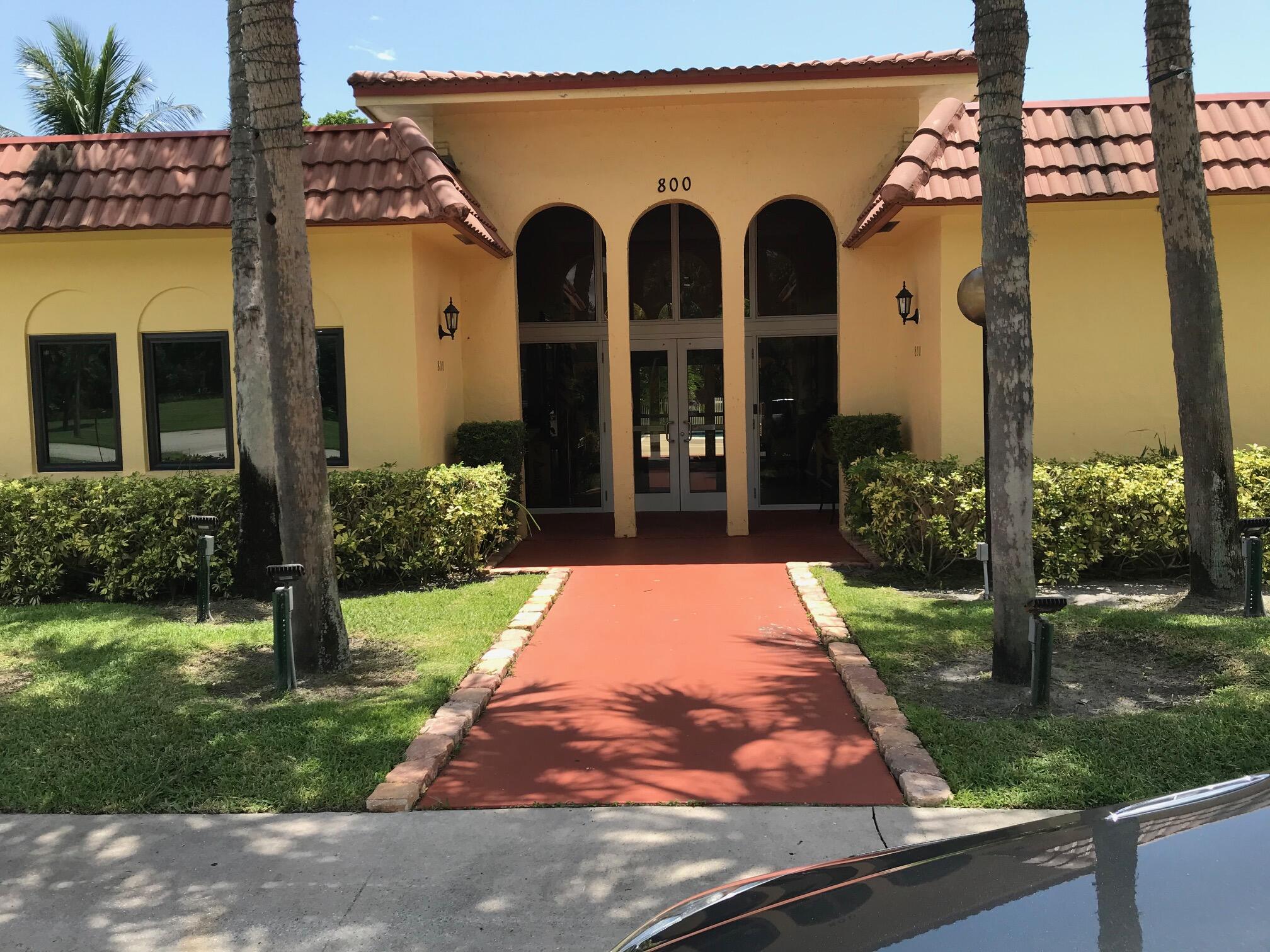 Great location close to I95 & shopping. Quiet community. Unit has a lake view, wood floors, white kitchen with granite counter tops. updated kitchen and baths. Washer and dryer in unit. pocket lighting, hurricane windows, plantation shutters, water is included. Community has two pools, clubhouse with sauna, tennis, BBQ area and basketball. No Pets.