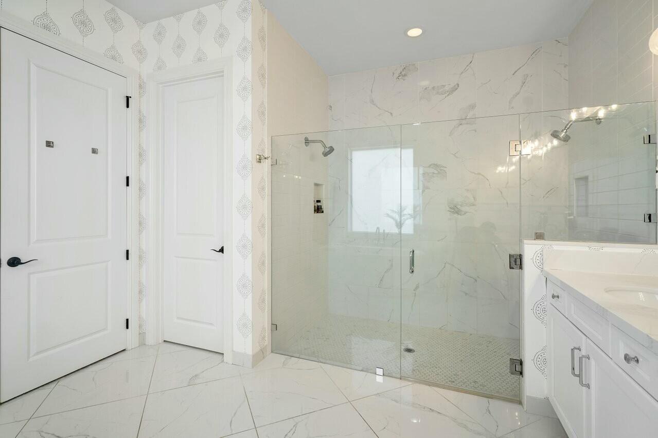 JUPITER COUNTRY CLUB - Residential