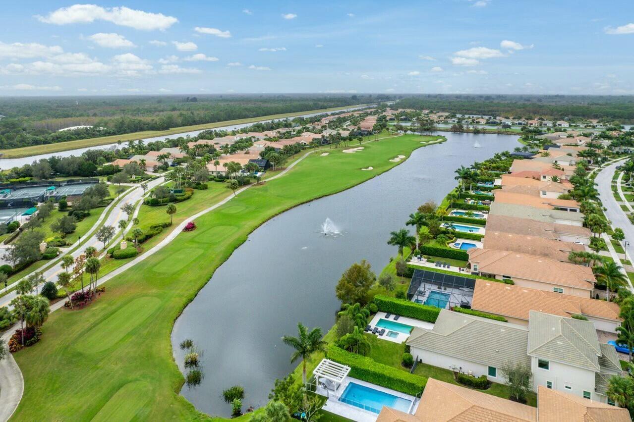 JUPITER COUNTRY CLUB - Residential