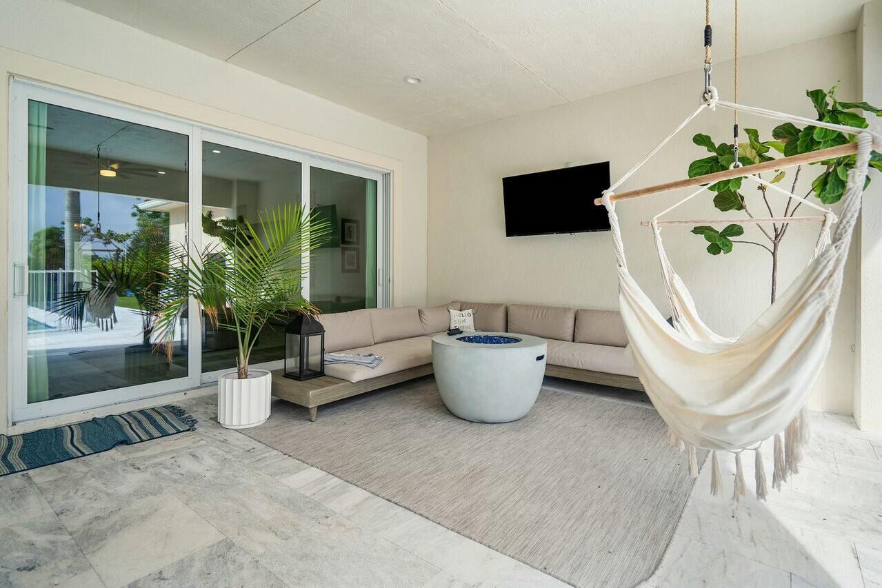 JUPITER COUNTRY CLUB - Residential