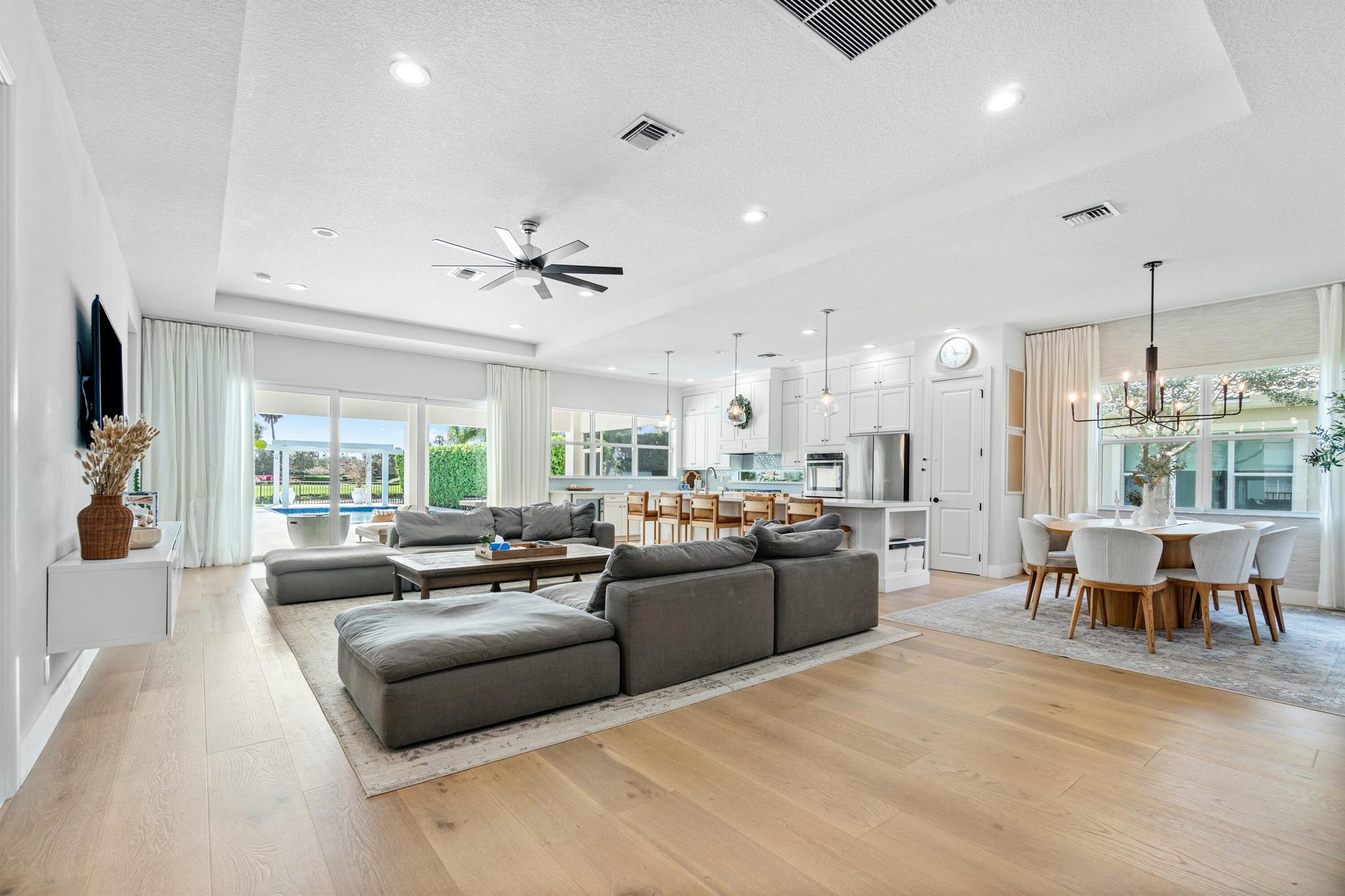JUPITER COUNTRY CLUB - Residential
