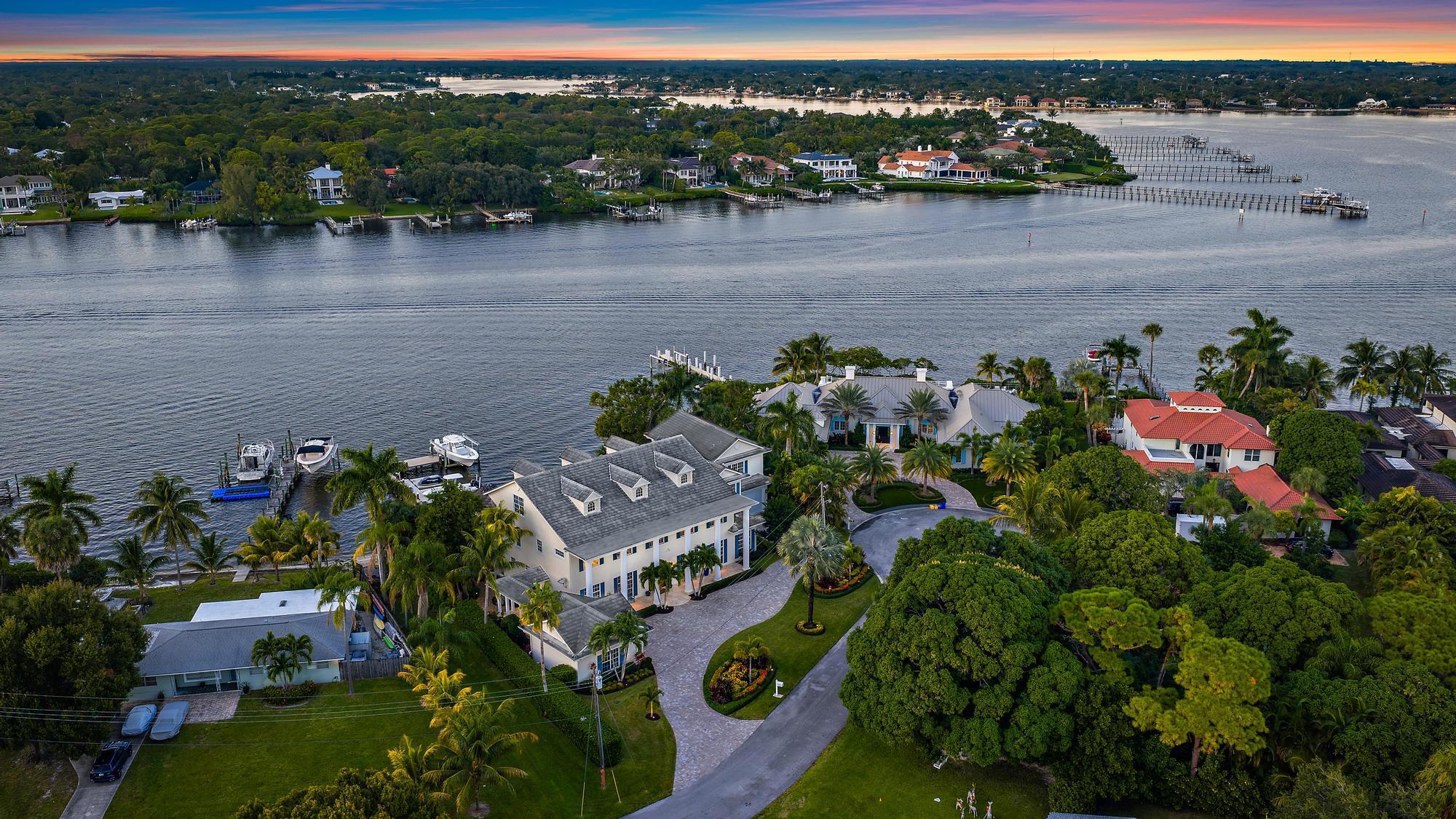 PALM POINT - Residential