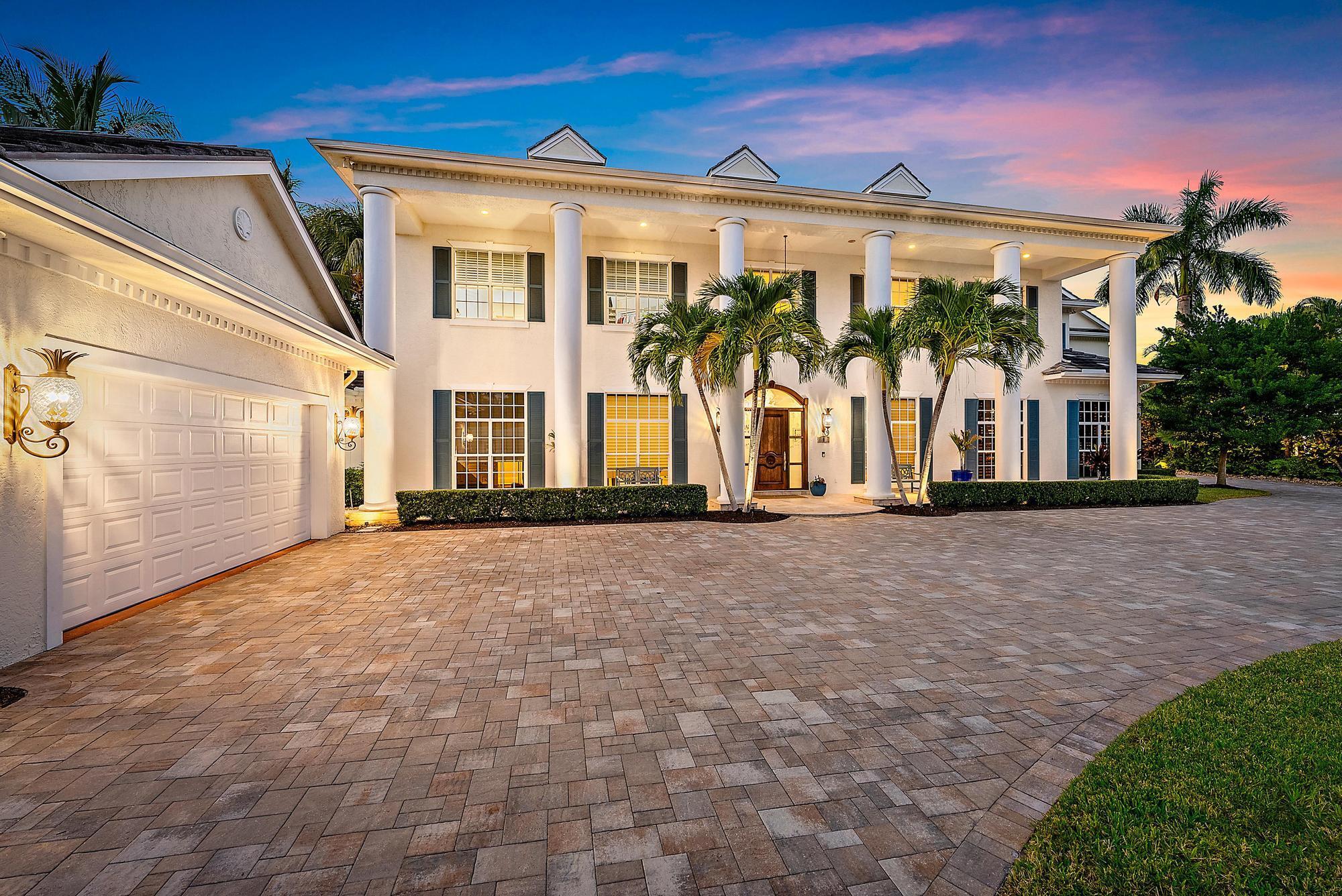 PALM POINT - Residential