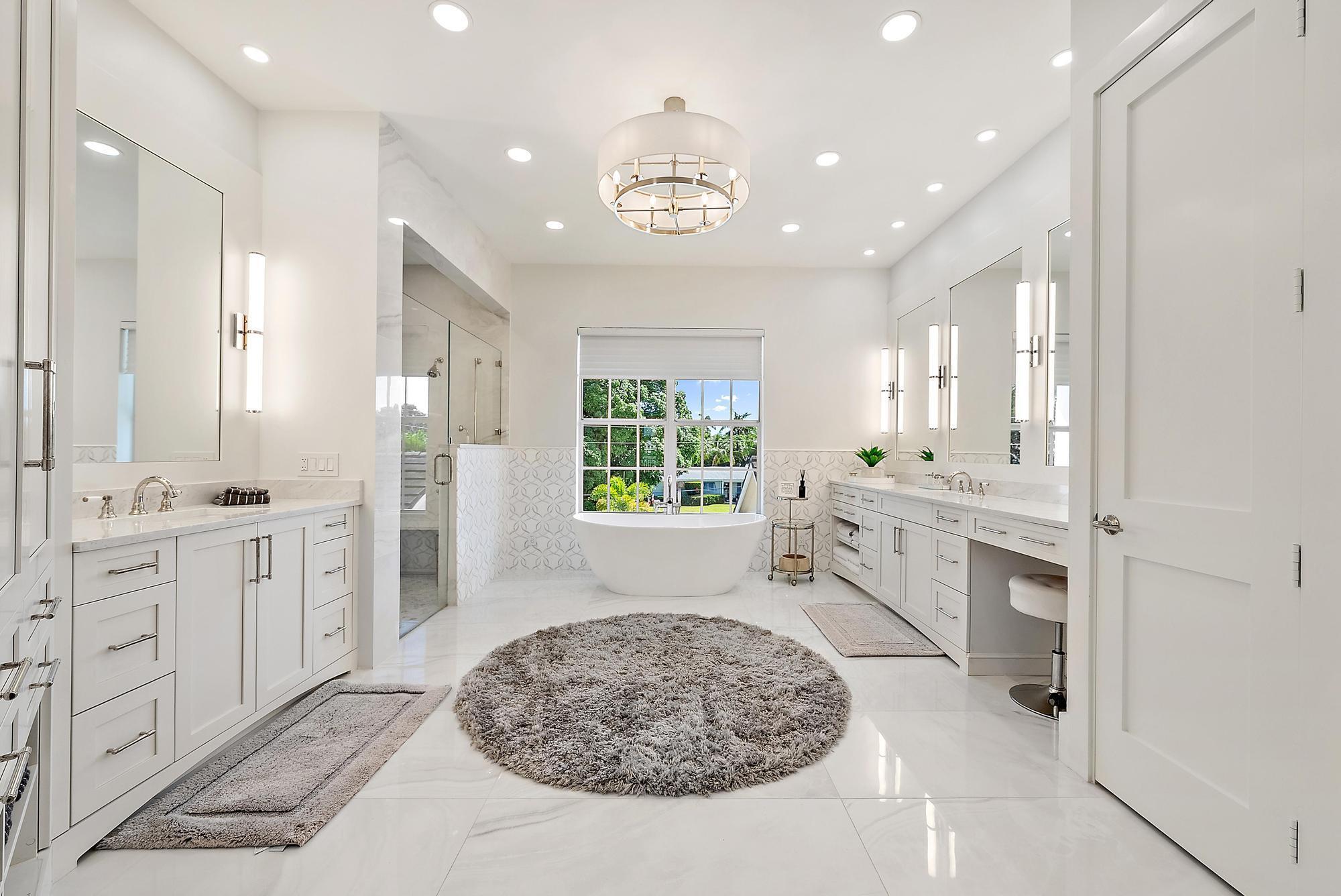 PALM POINT - Residential