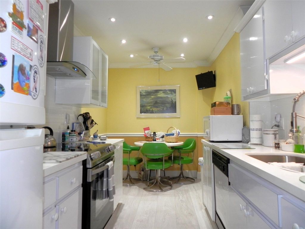Photo of 4350 Hillcrest Drive #606, Hollywood, FL 33021 (MLS # F10424766)