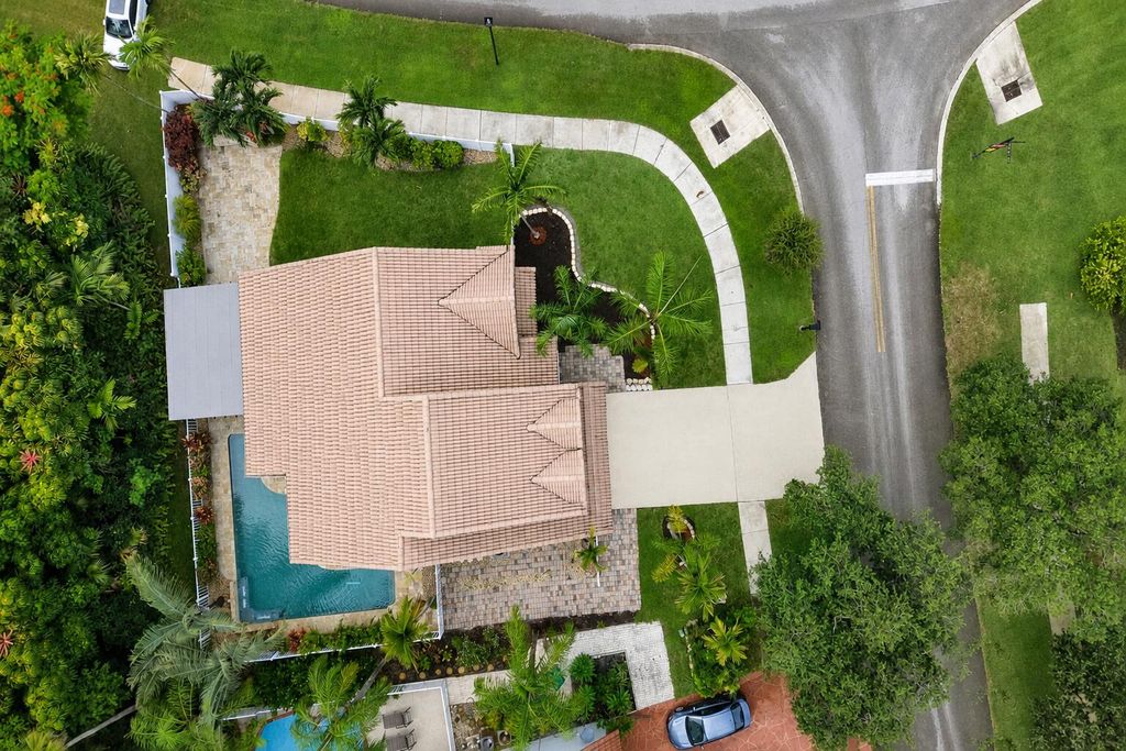 Photo of 6400 NW 57TH Lane, Parkland, FL 33067 (MLS # B26054751)