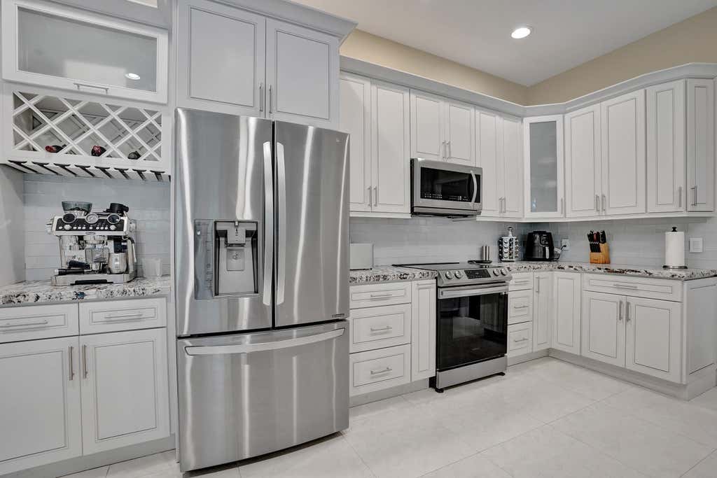 Photo of 6400 NW 57TH Lane, Parkland, FL 33067 (MLS # B26054751)
