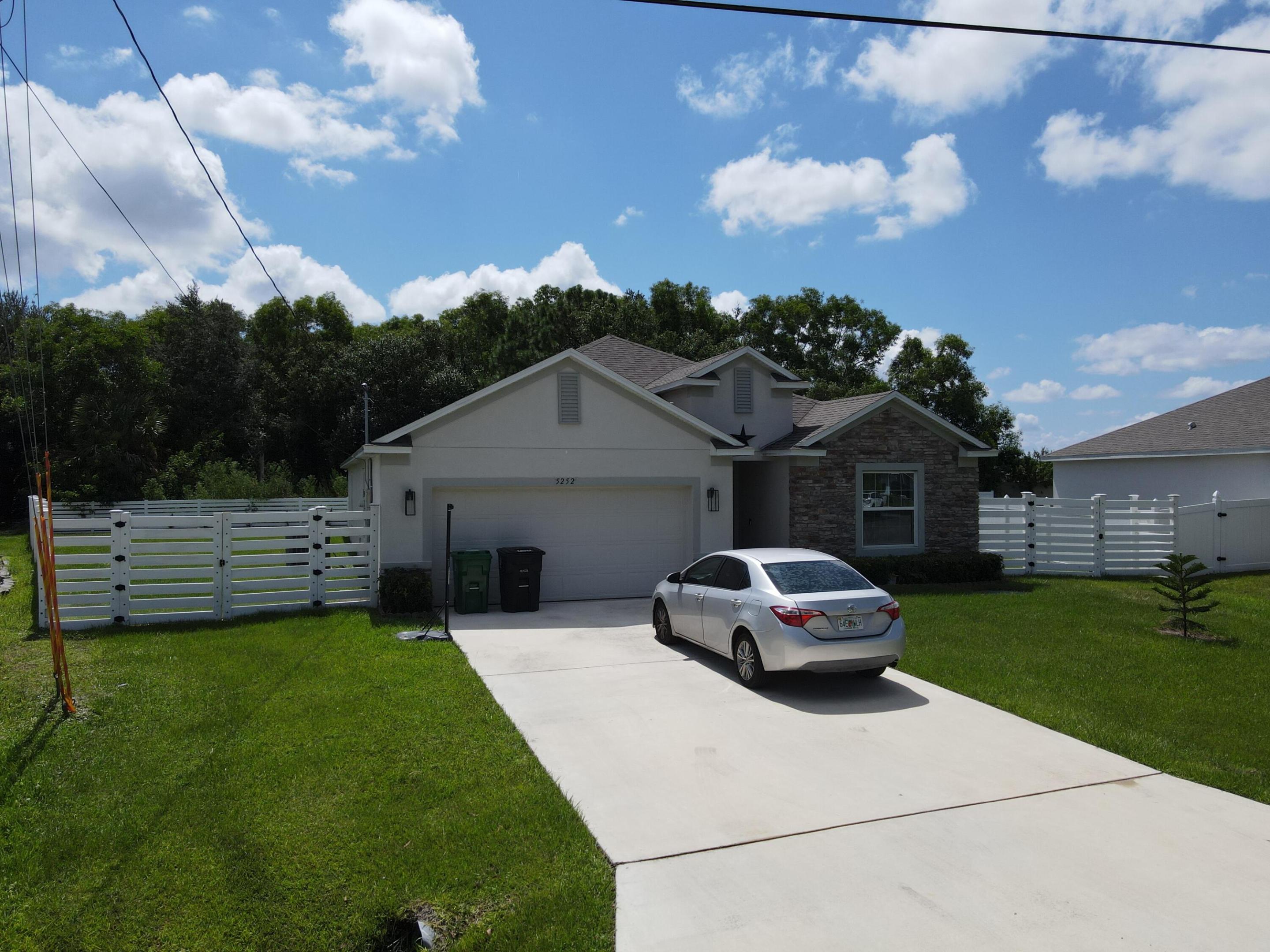 PORT ST LUCIE-SECTION 47- BLK 3186 LOT 19 (MAP 33/ - Residential