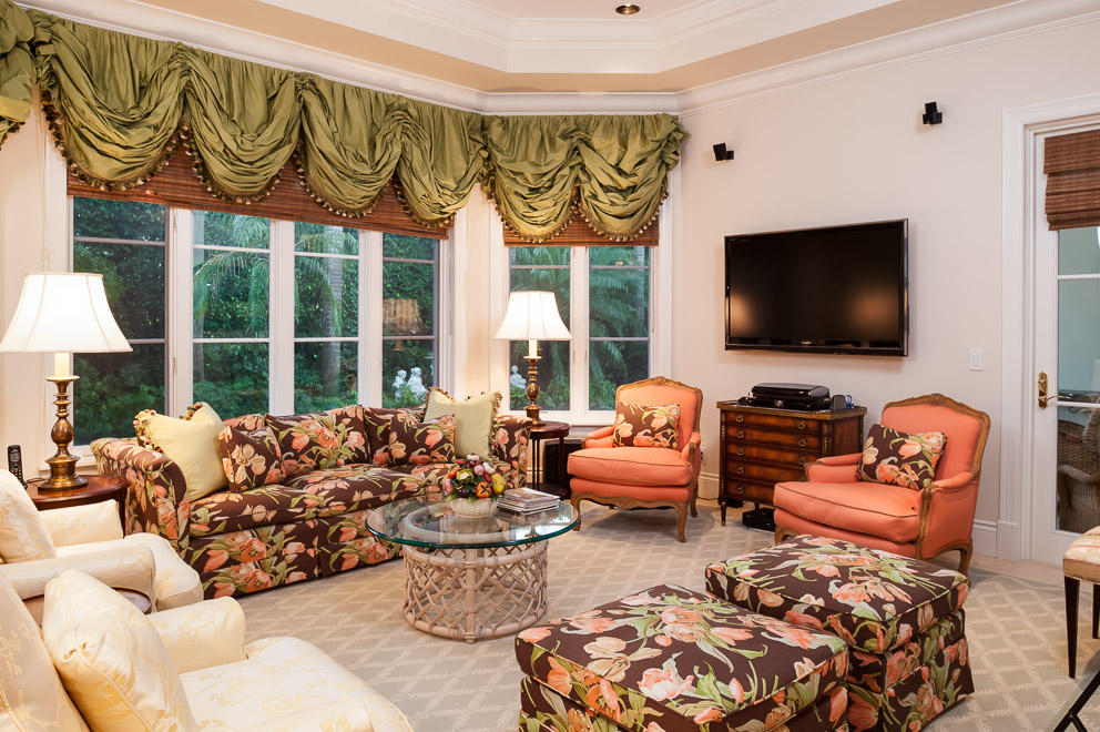 LEIGHTONS - Residential