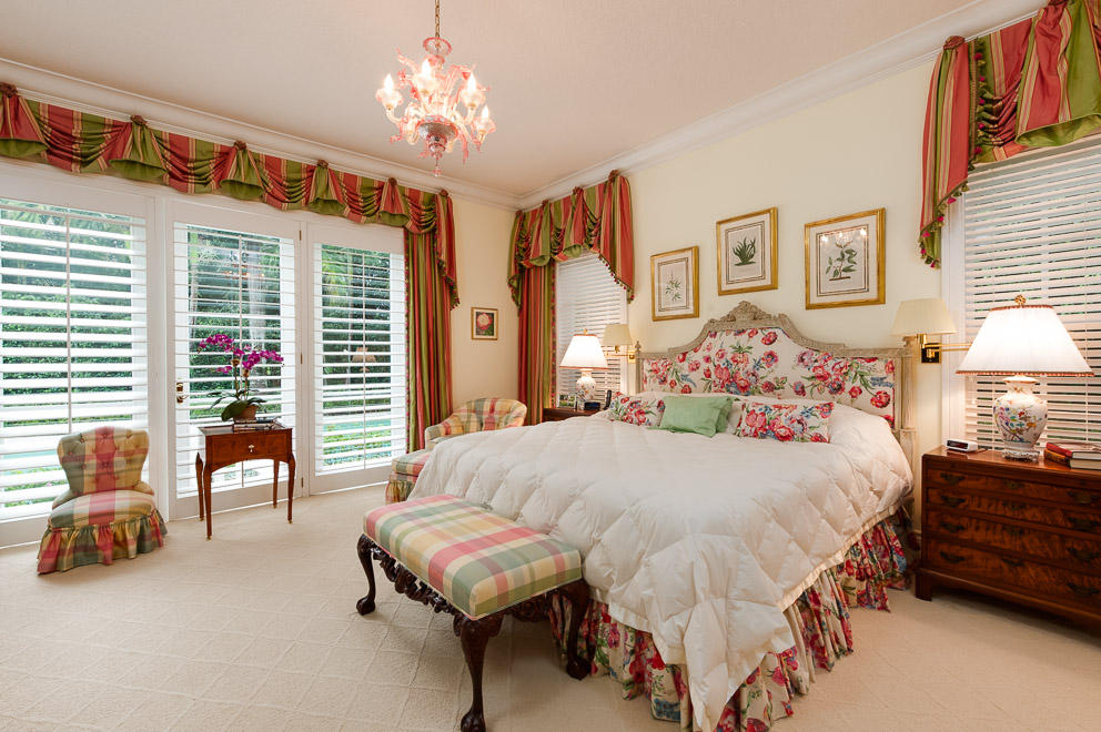 LEIGHTONS - Residential