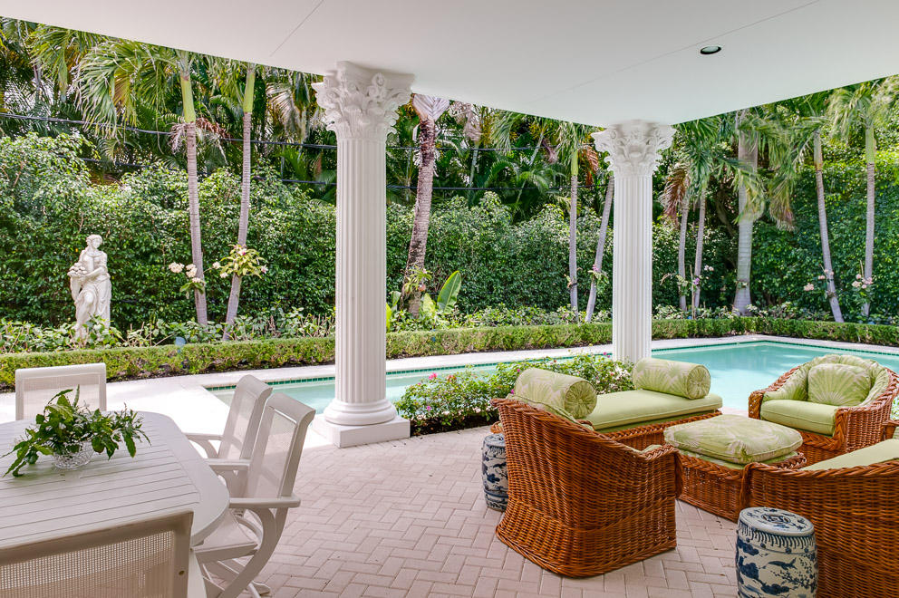 LEIGHTONS - Residential