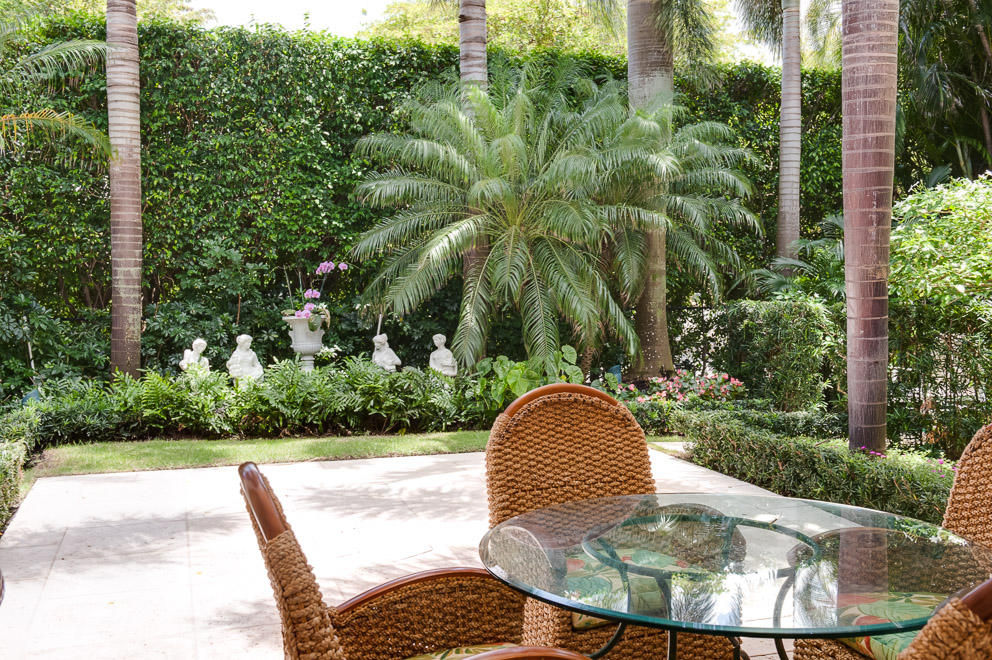 LEIGHTONS - Residential