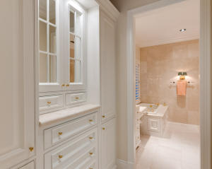 LEIGHTONS - Residential