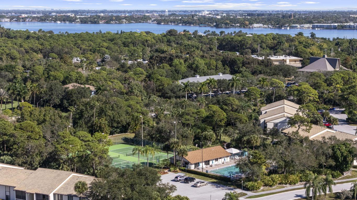 PINE RIDGE AT MARTIN DOWNS CONDO - Residential