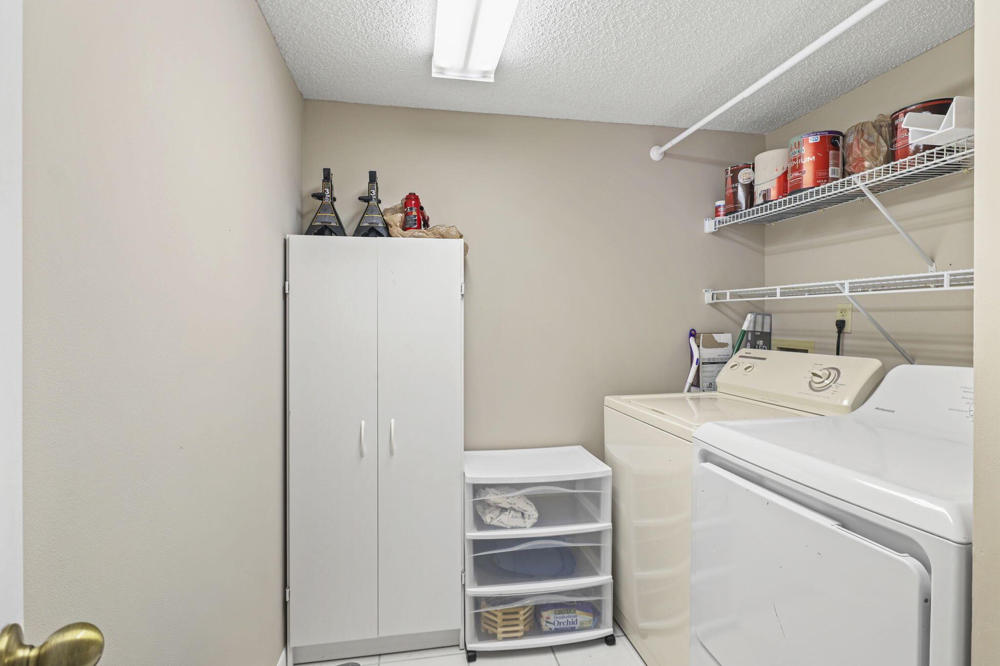 PINE RIDGE AT MARTIN DOWN - Residential