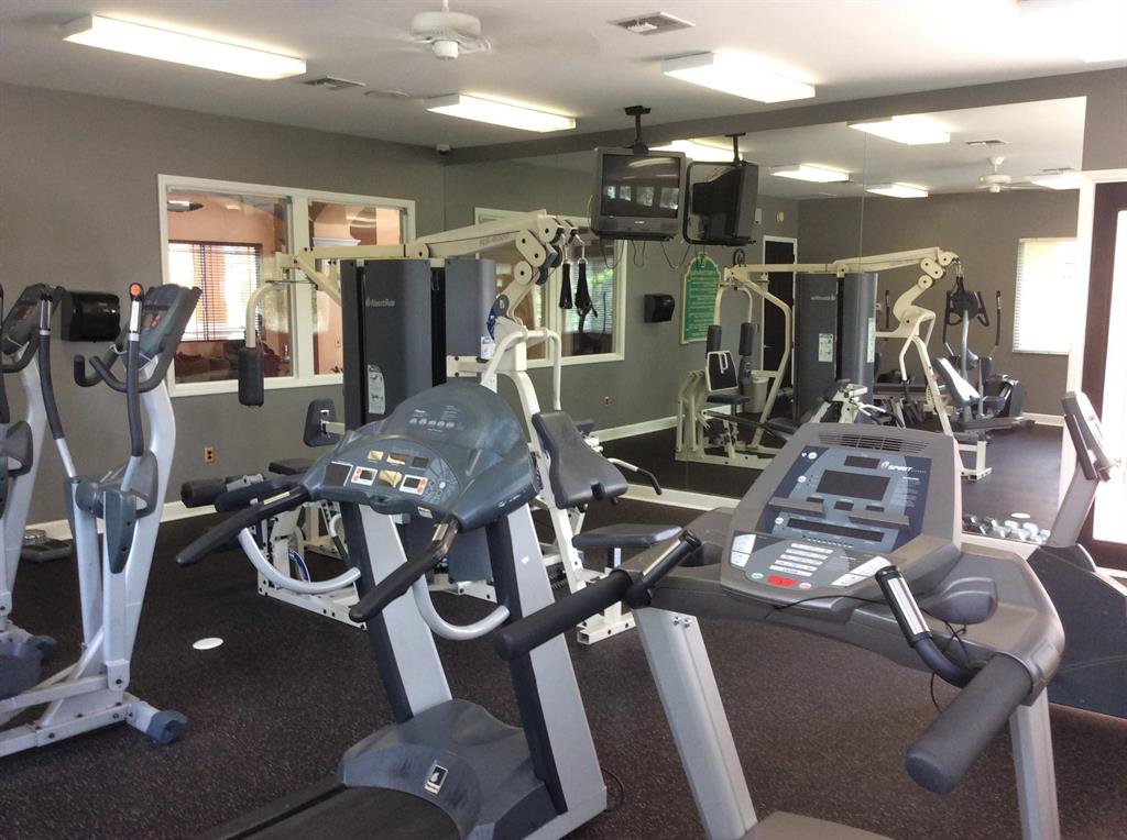 THE CLUB AT ST LUCIE WEST, A CONDOMINIUM - Residential Lease