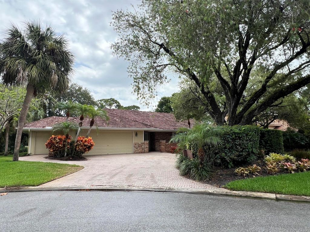 Photo of 6061 SE Medinah Lane, Stuart, FL 34997 (MLS # R11025406)