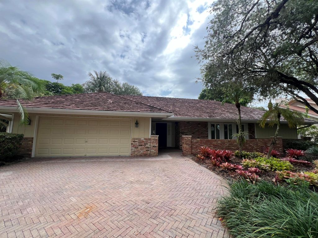 Photo of 6061 SE Medinah Lane, Stuart, FL 34997 (MLS # R11025406)