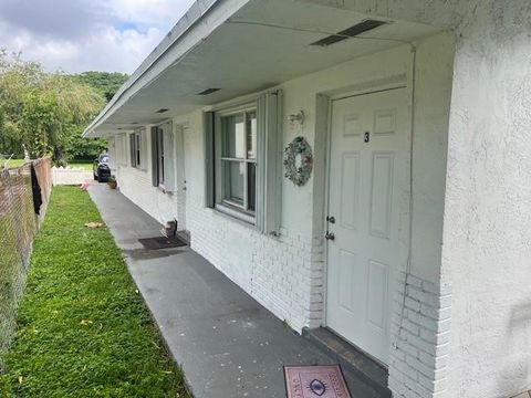 106 NW 12th Avenue Dania Beach FL 33004