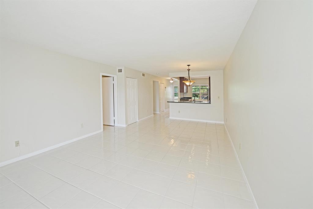 GLADES OF BOCA LAGO CONDO - Residential