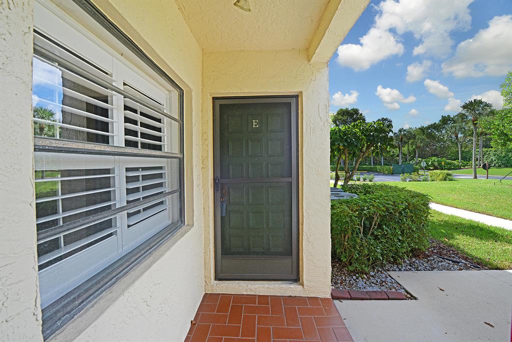 GLADES OF BOCA LAGO CONDO - Residential