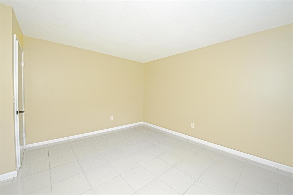 GLADES OF BOCA LAGO CONDO - Residential