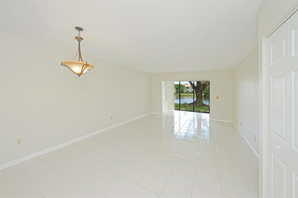 GLADES OF BOCA LAGO CONDO - Residential