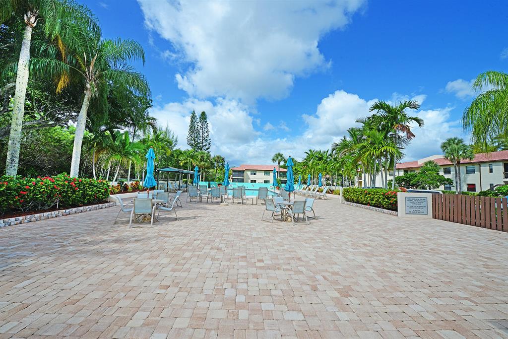 GLADES OF BOCA LAGO CONDO - Residential