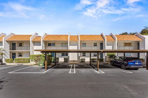 2915 SW 22nd Avenue 201 Delray Beach FL 33445