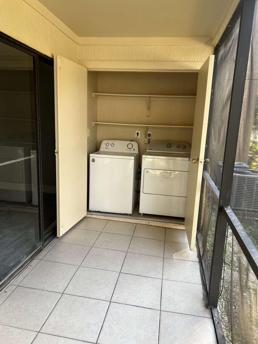 VISTA LAGO AT THE HAMMOCKS CONDO - Residential Lease