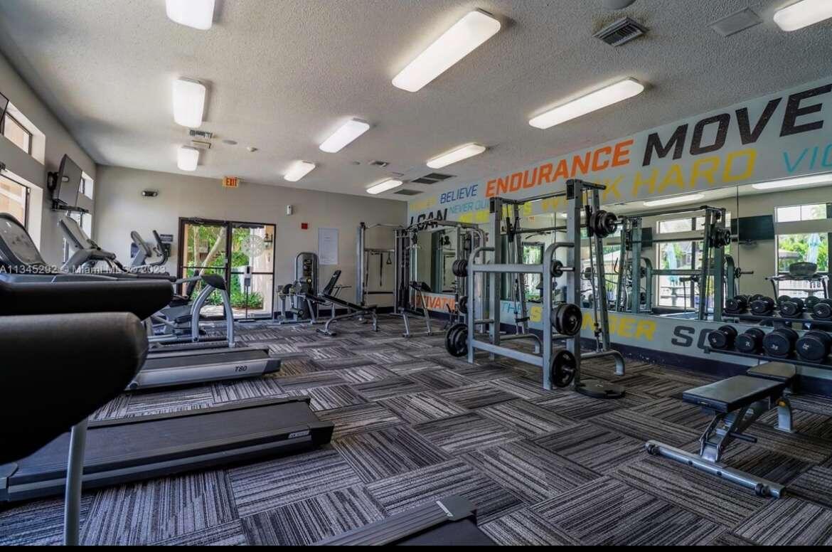 VISTA LAGO AT THE HAMMOCKS CONDO - Residential Lease