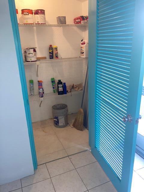 CRESTHAVEN - Residential