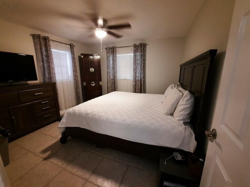 Photo of 2106 G Avenue, Fort Pierce, FL 34950 (MLS # R10941813)