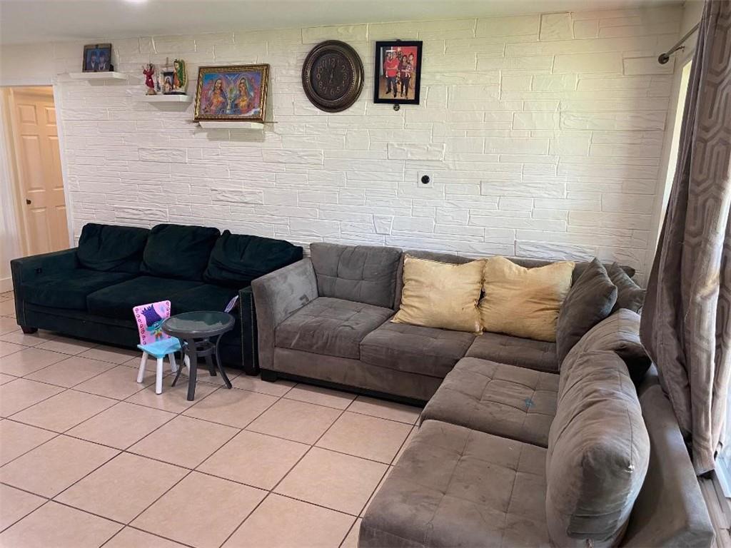 Lloyd Estates Add Corr - Residential