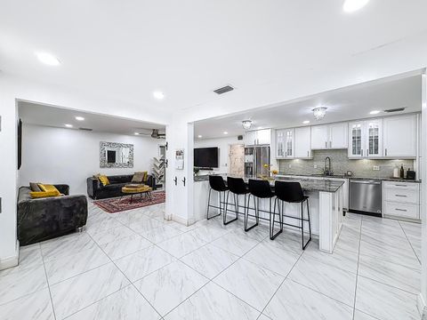 Tiny photo for 9990 NW 38th Street, Coral Springs, FL 33065 (MLS # B26009578)