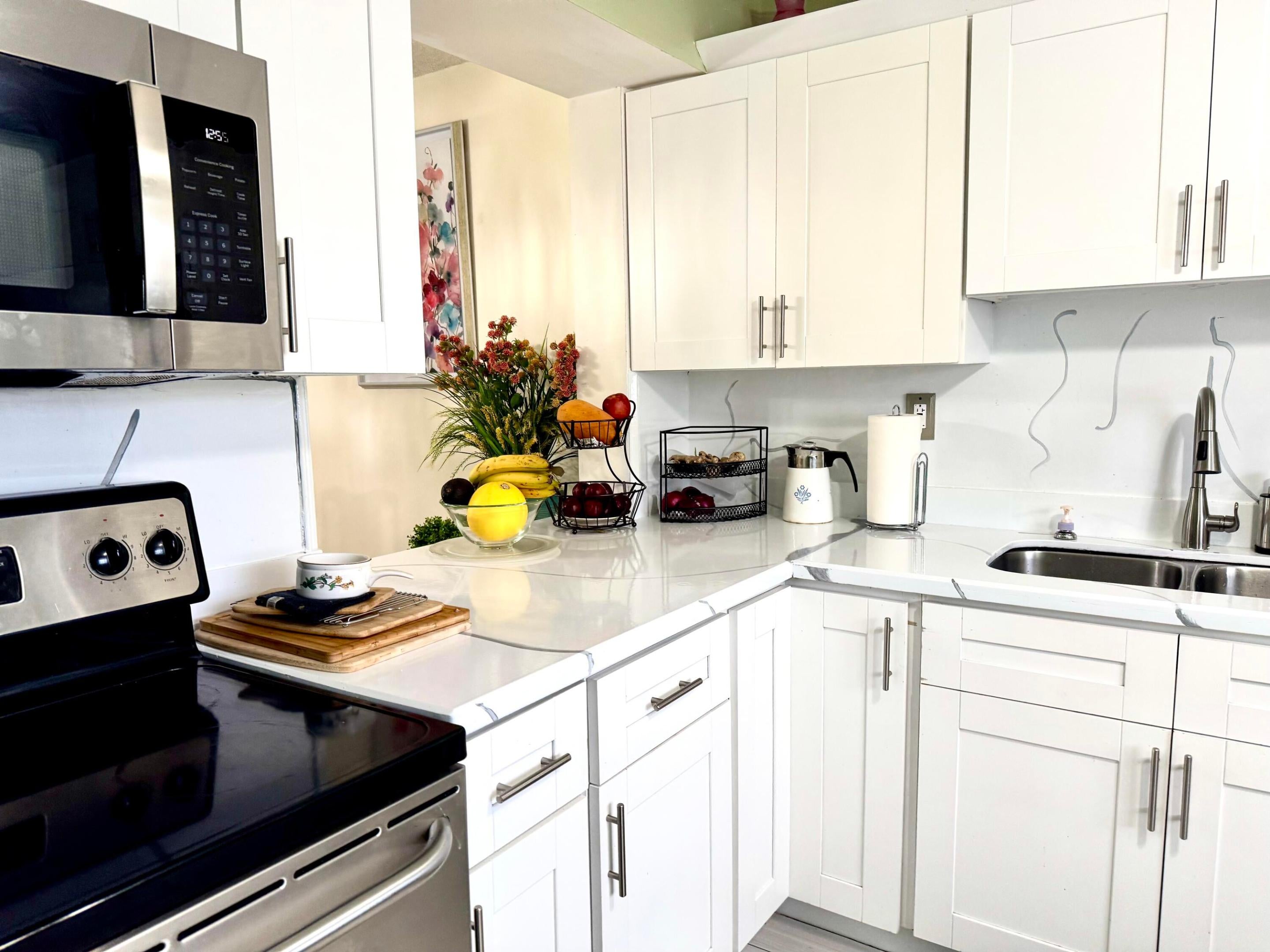 4930 E Sabal Palm Boulevard 107 - Photo 4