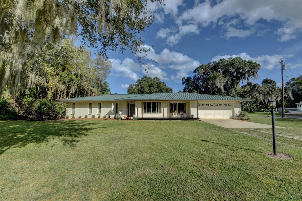 Photo of 5400 Palmetto Avenue, Fort Pierce, FL 34982 (MLS # R10753892)