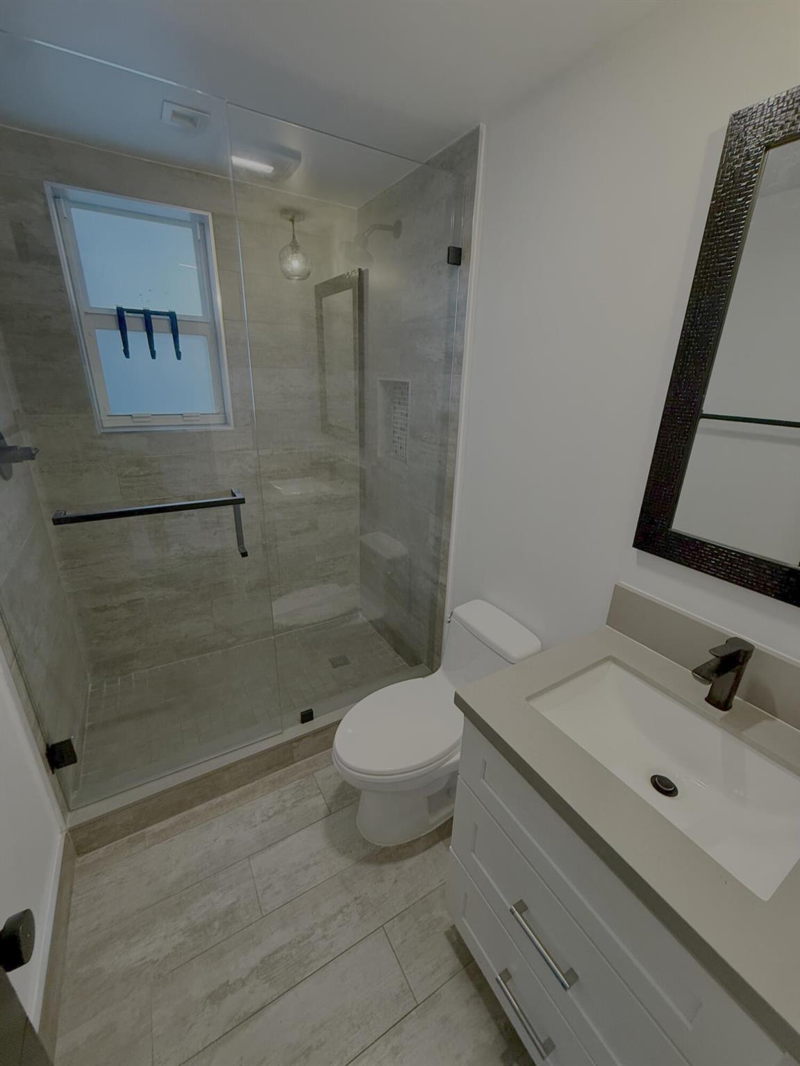 ESTATES OF SOUTH PALM BEA - Residential Lease