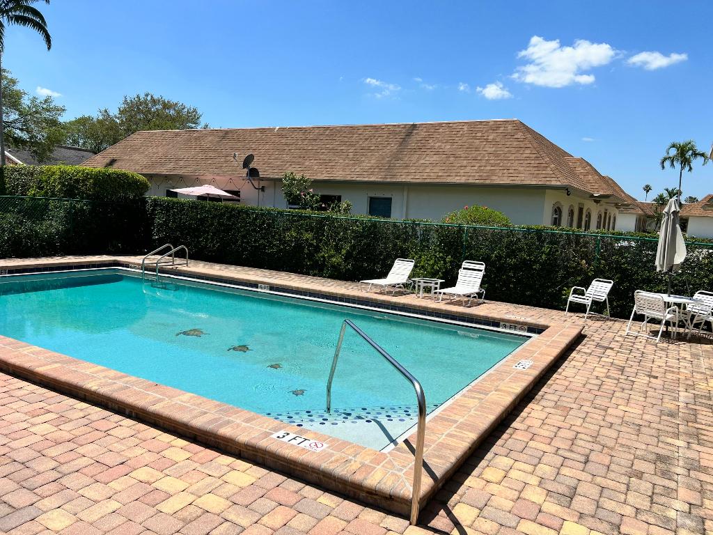 STURBRIDGE VILLAGE - Residential Lease