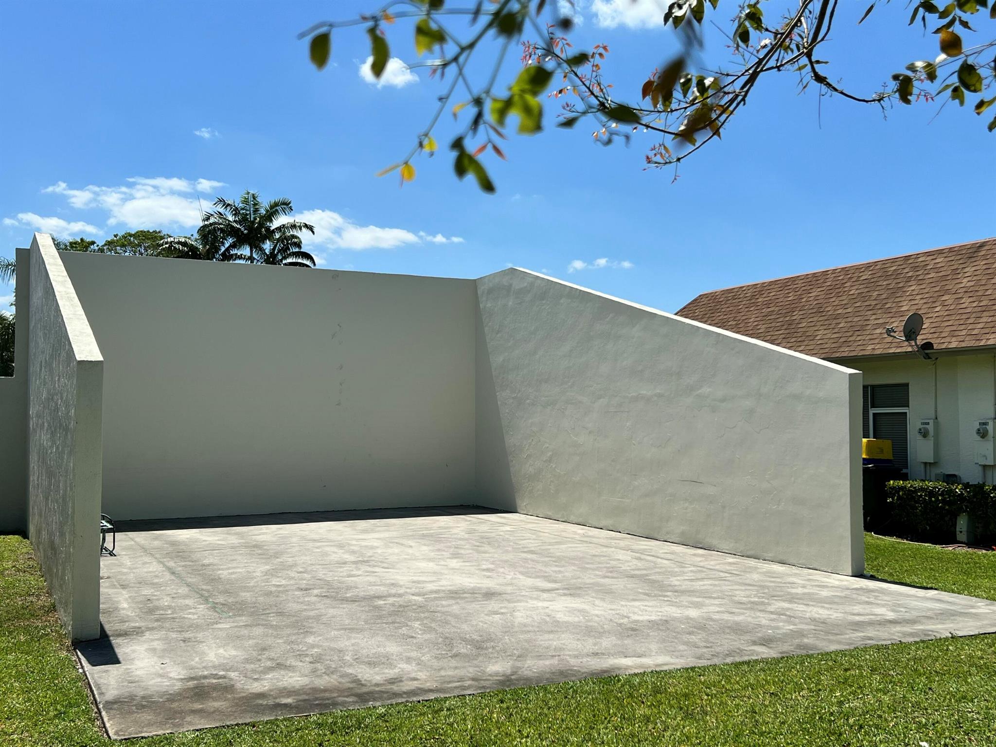 STURBRIDGE VILLAGE - Residential Lease