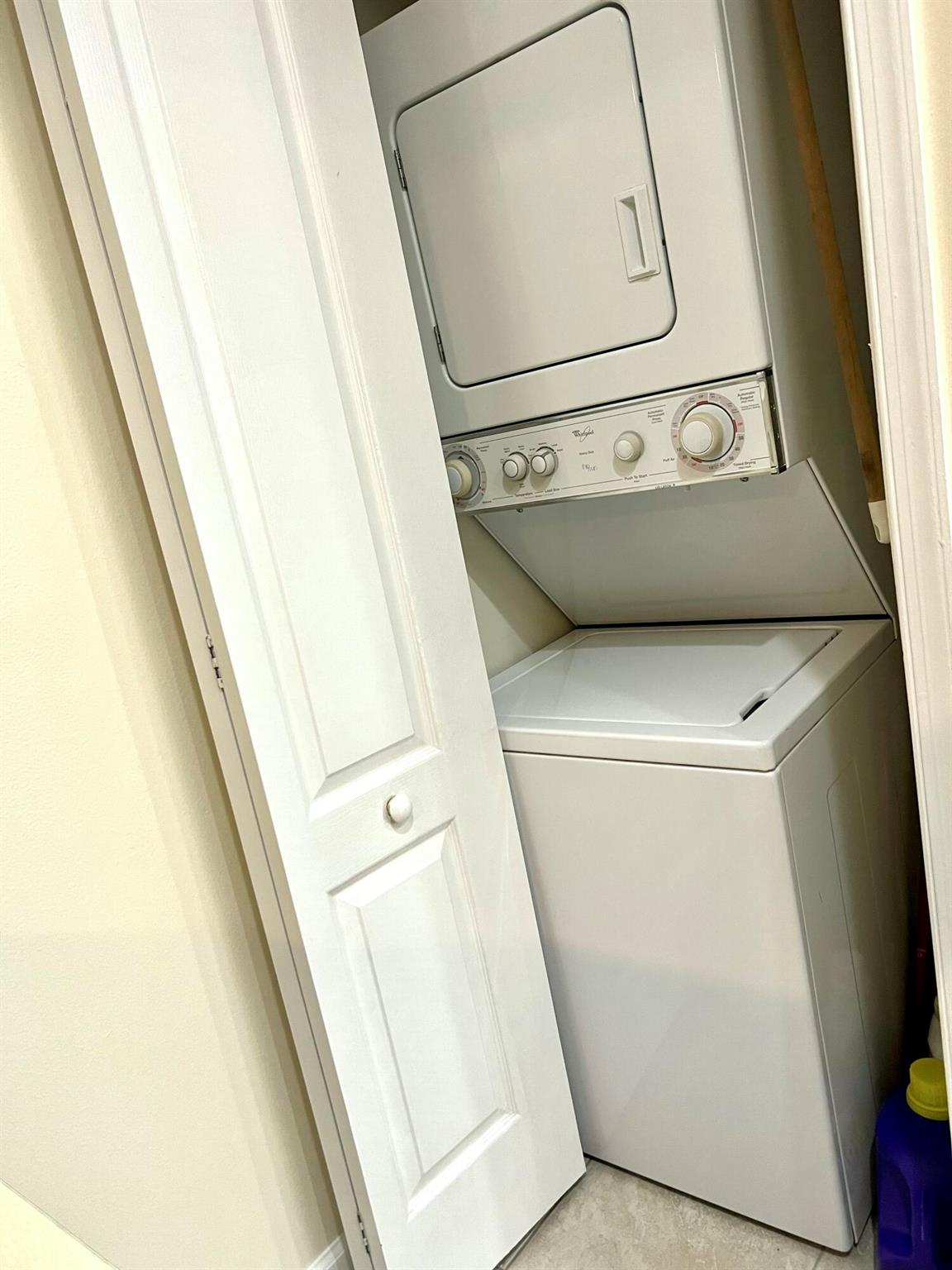 STURBRIDGE VILLAGE - Residential Lease