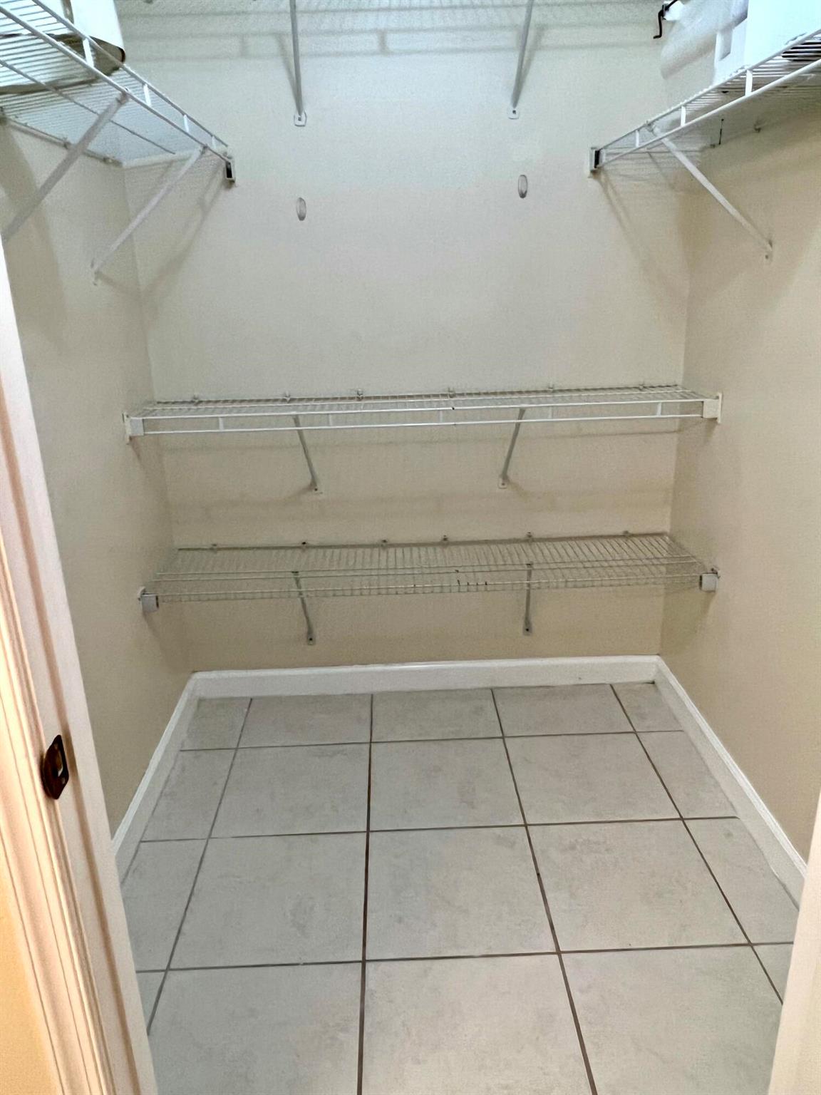 STURBRIDGE VILLAGE - Residential Lease