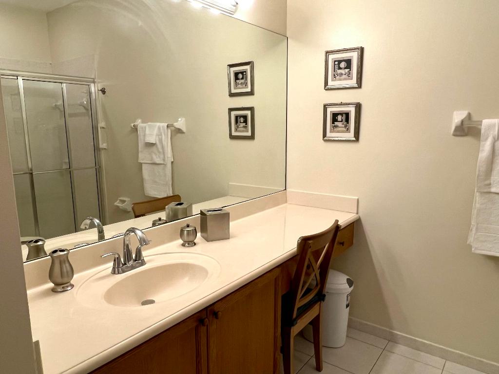 STURBRIDGE VILLAGE - Residential Lease