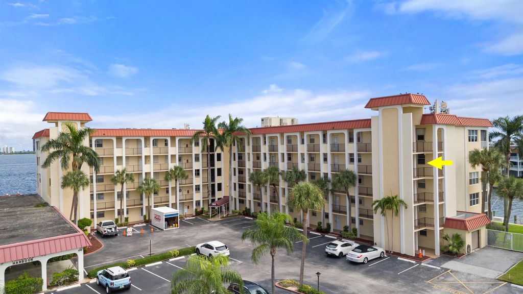 Photo of 100 Paradise Harbour Boulevard #412, North Palm Beach, FL 33408 (MLS # R11023743)