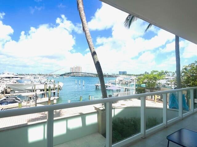Photo of 184 Lake Drive #3102, Palm Beach Shores, FL 33404 (MLS # B26034018)