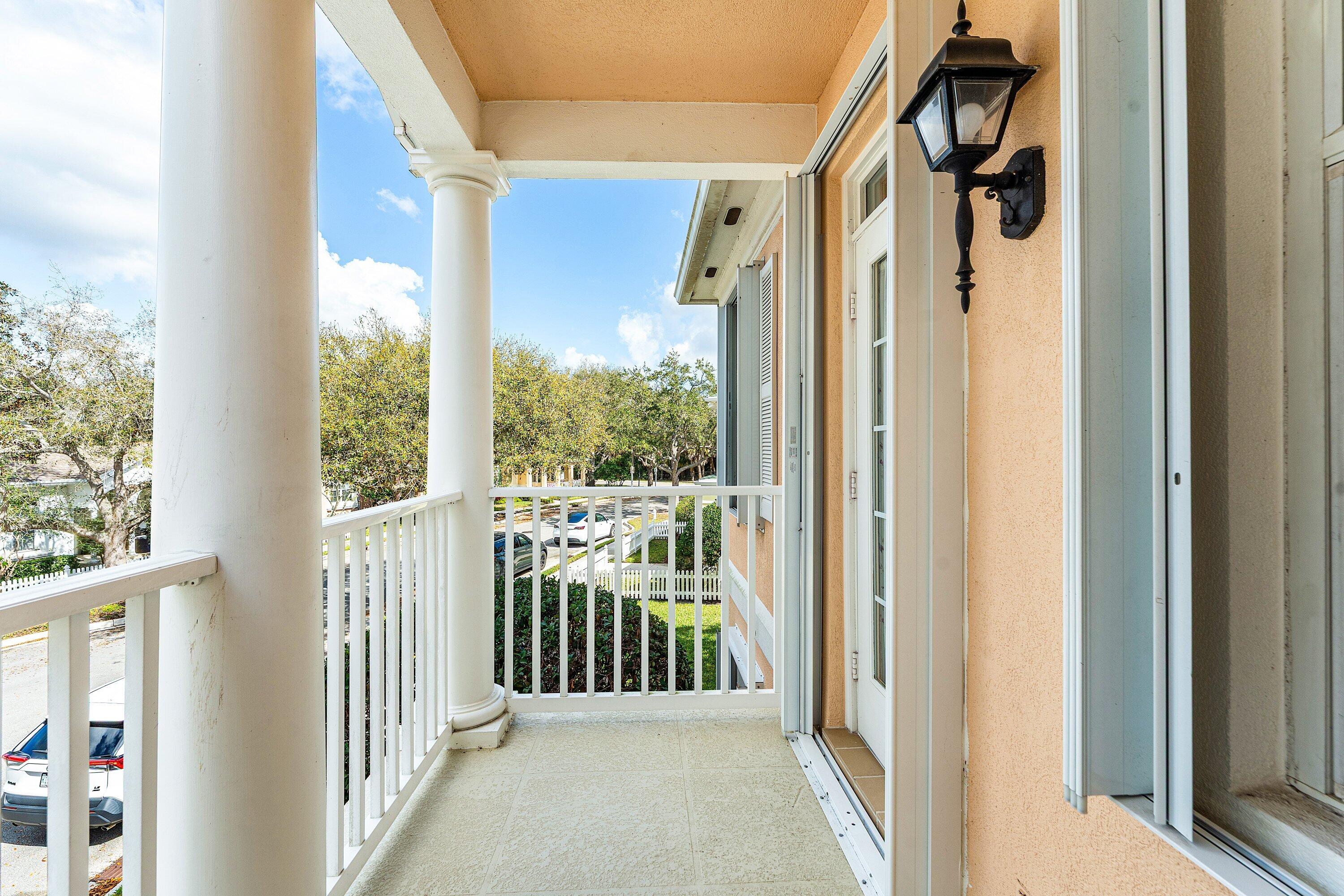 CAMBRIDGE AT ABACOA - Residential