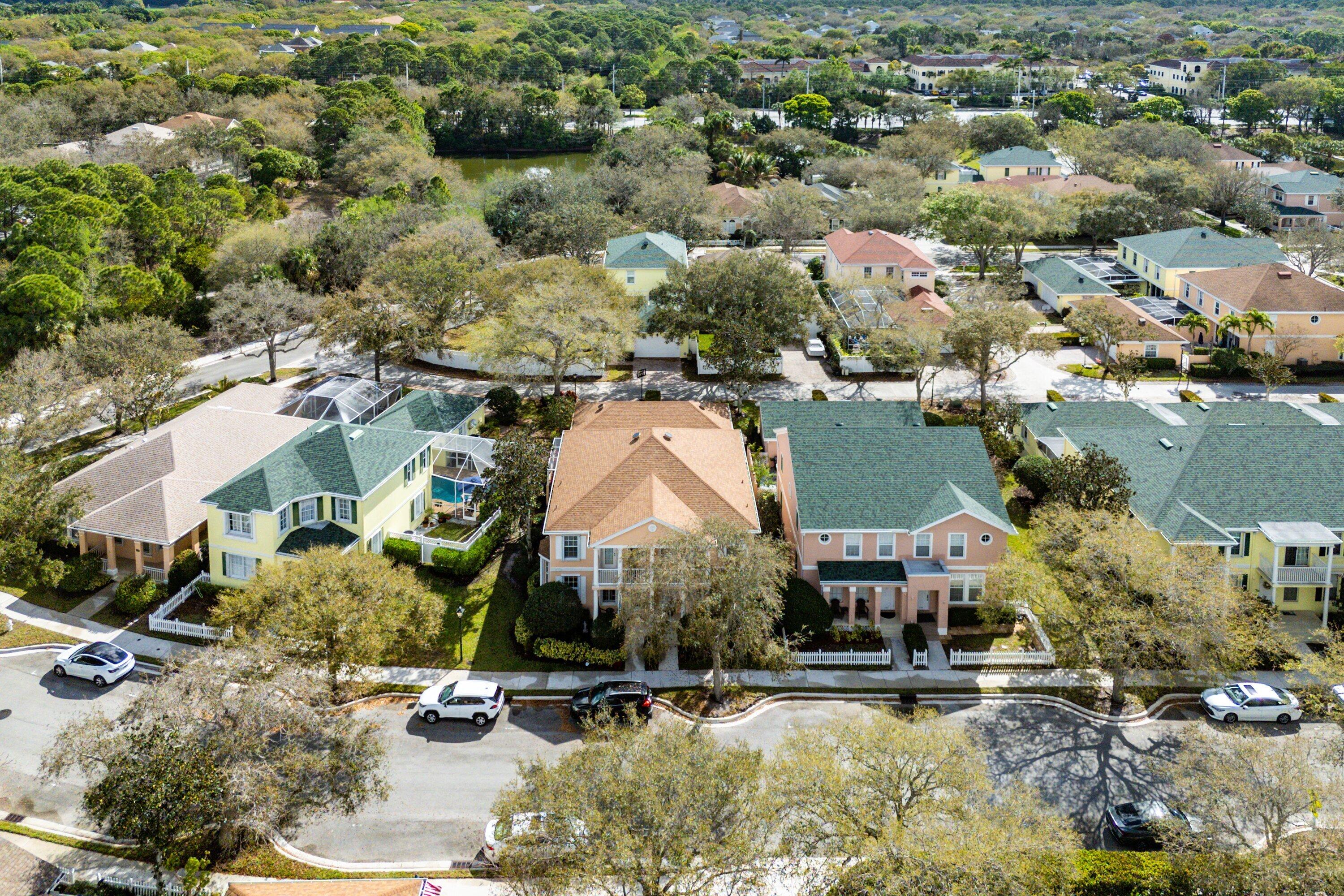 CAMBRIDGE AT ABACOA - Residential