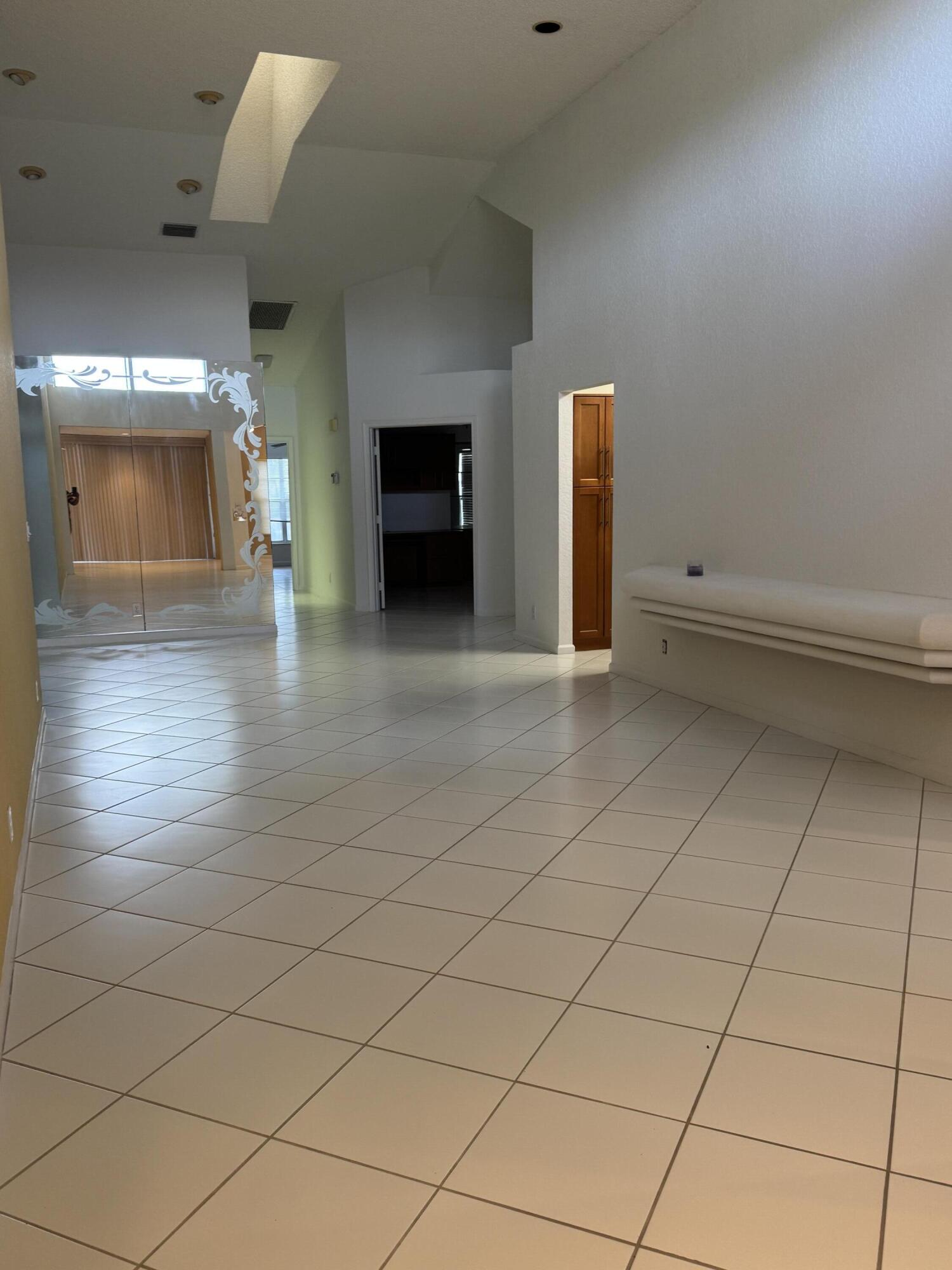 GREENSPOINTE CONDO - Residential