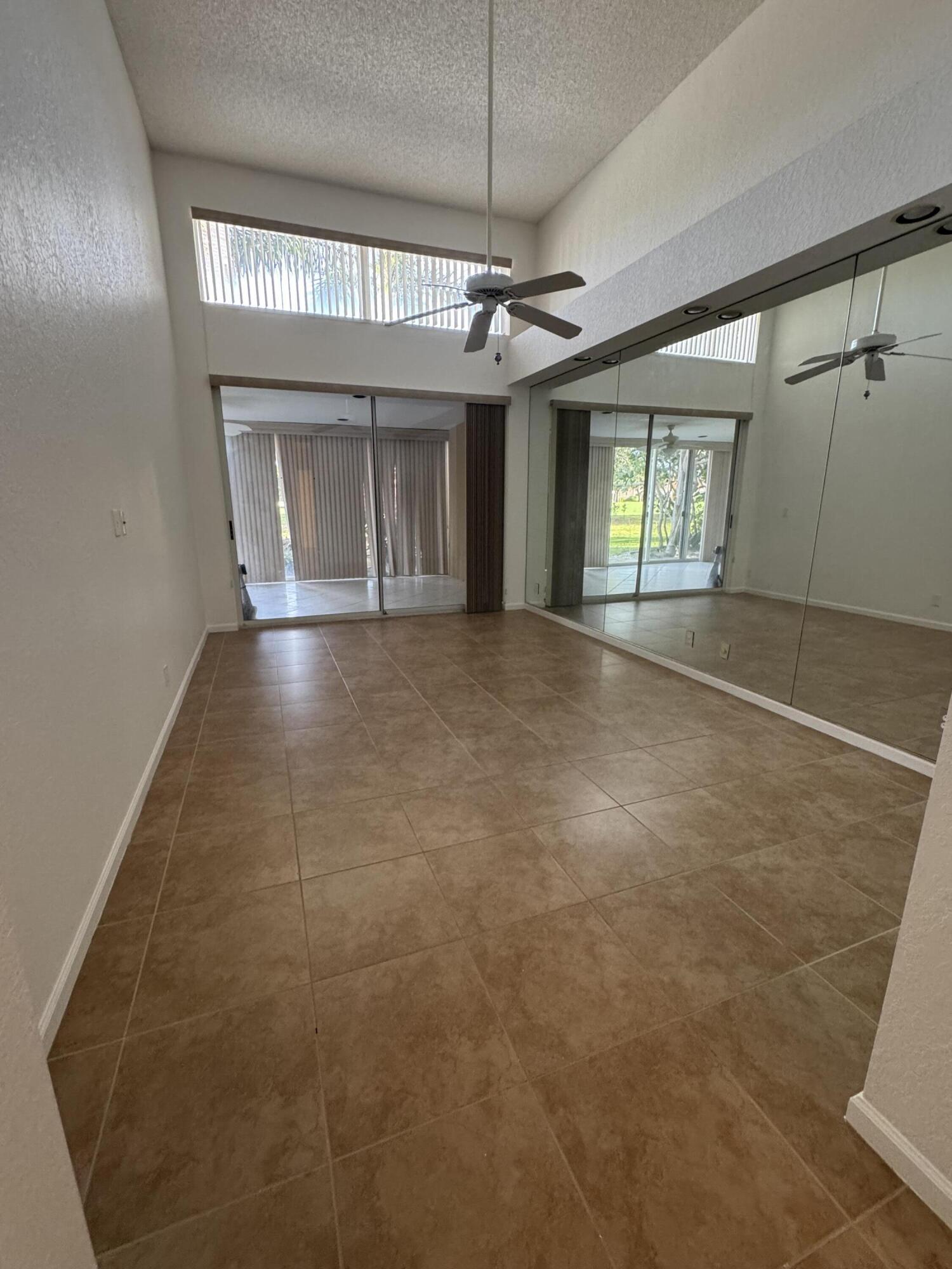 GREENSPOINTE CONDO - Residential