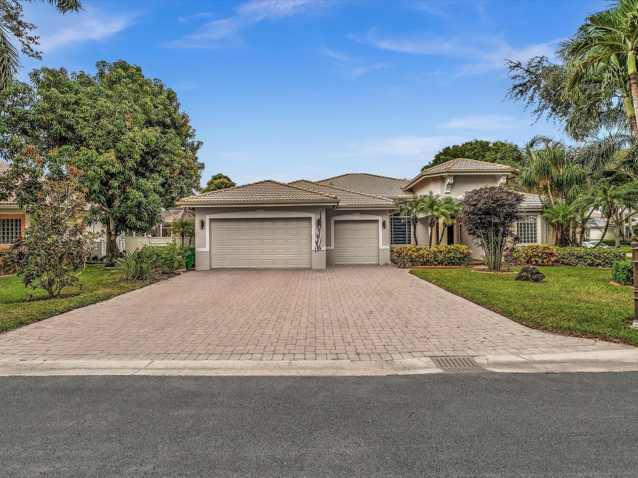 4135 NW 67th Way